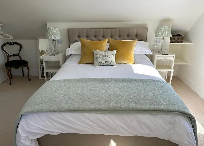 The Old Doctors Retreat- Near Soho Farmhouse