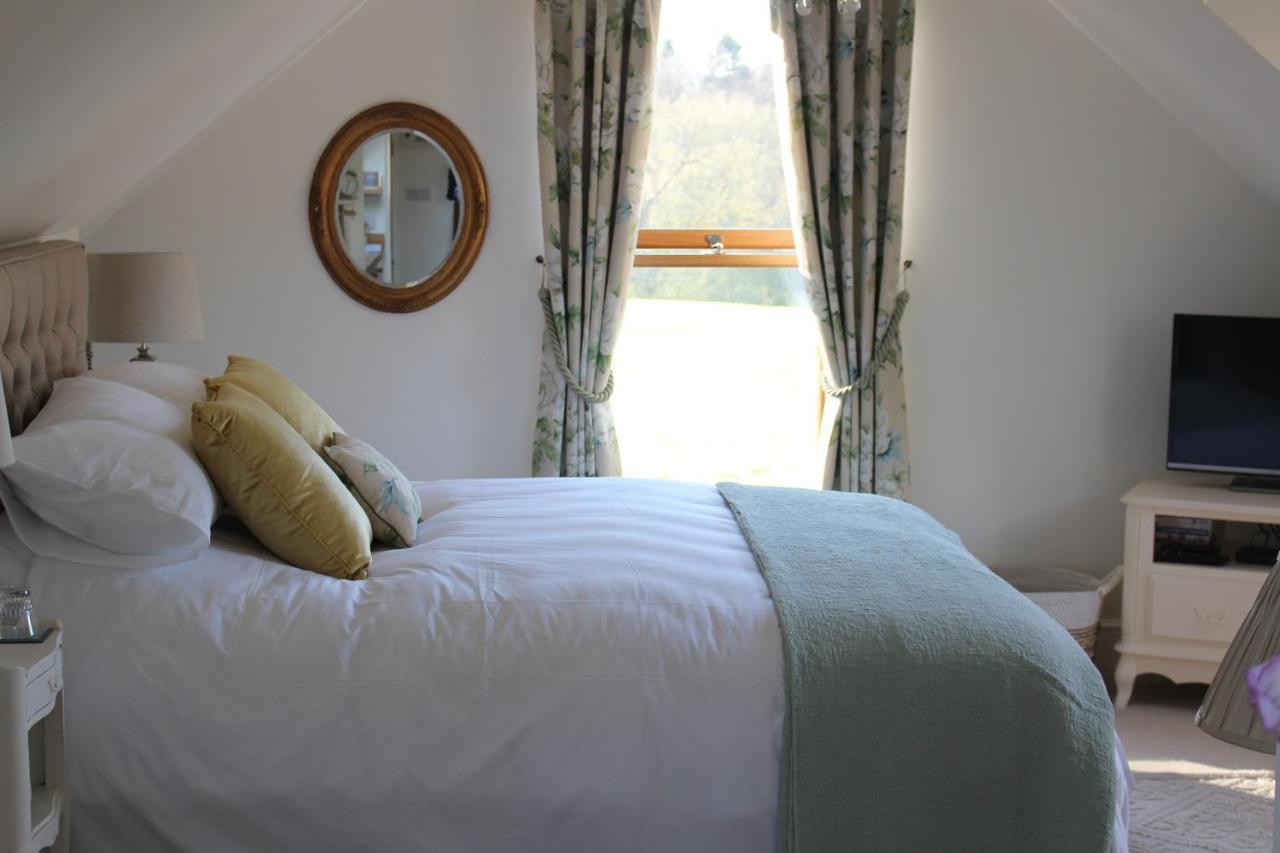 The Old Doctors Retreat- Near Soho Apartment Sandford St Martin